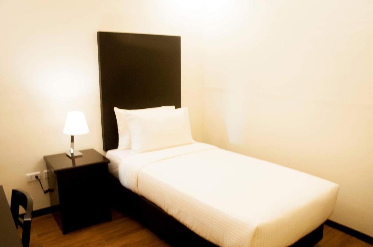 Pina Suites ออร์มอค ภายนอก รูปภาพ