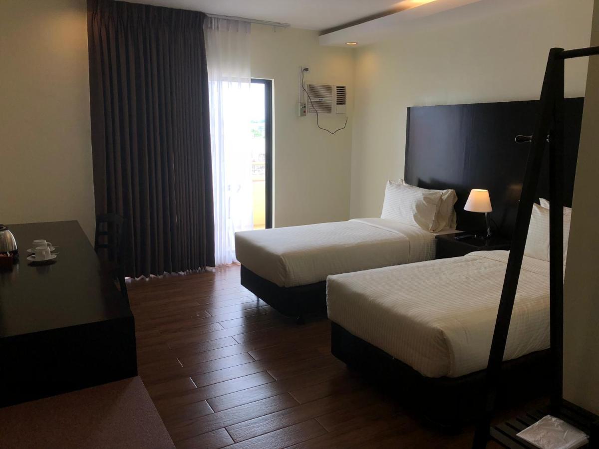 Pina Suites ออร์มอค ภายนอก รูปภาพ