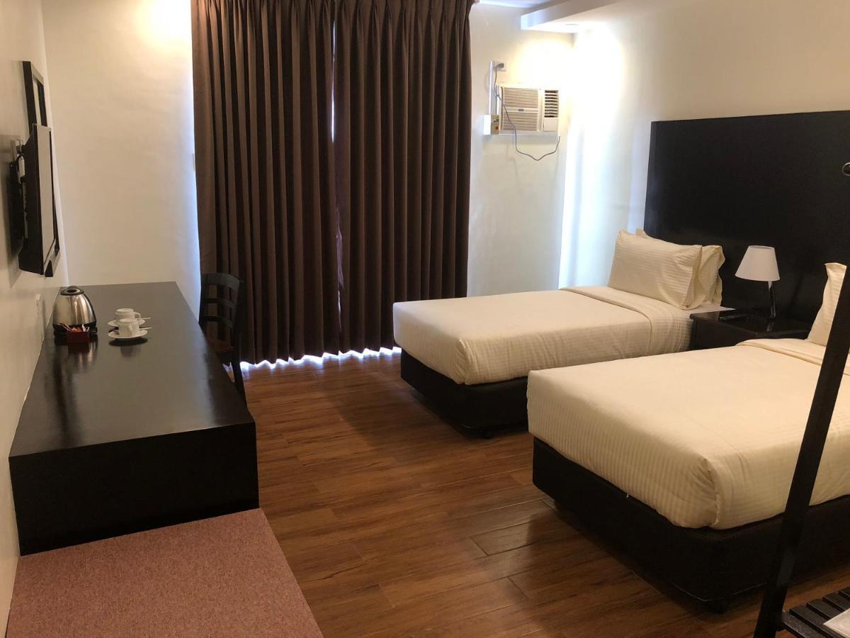 Pina Suites ออร์มอค ภายนอก รูปภาพ